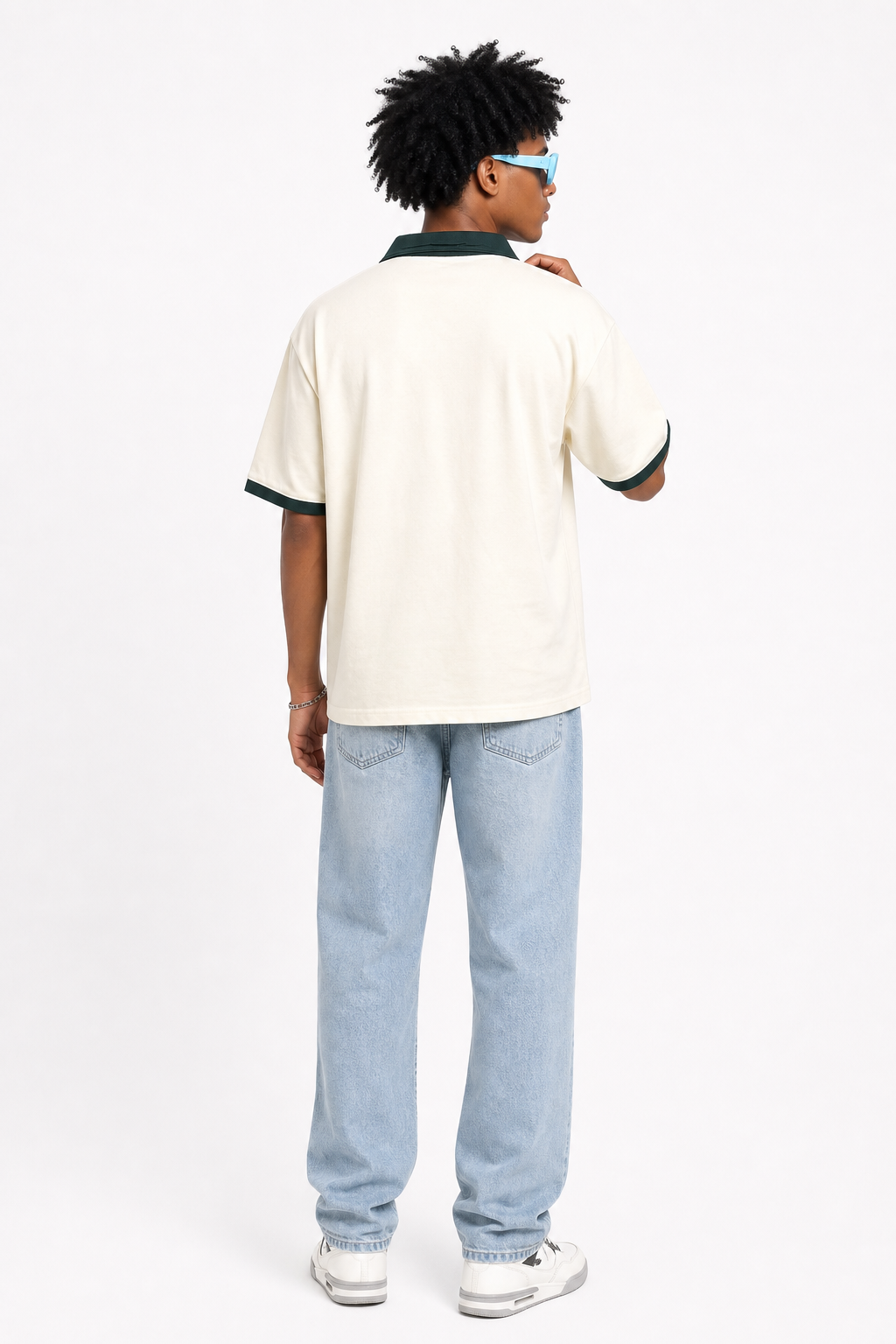 COLUMNN OFF-WHITE-GREEN Signature Zip Polo.